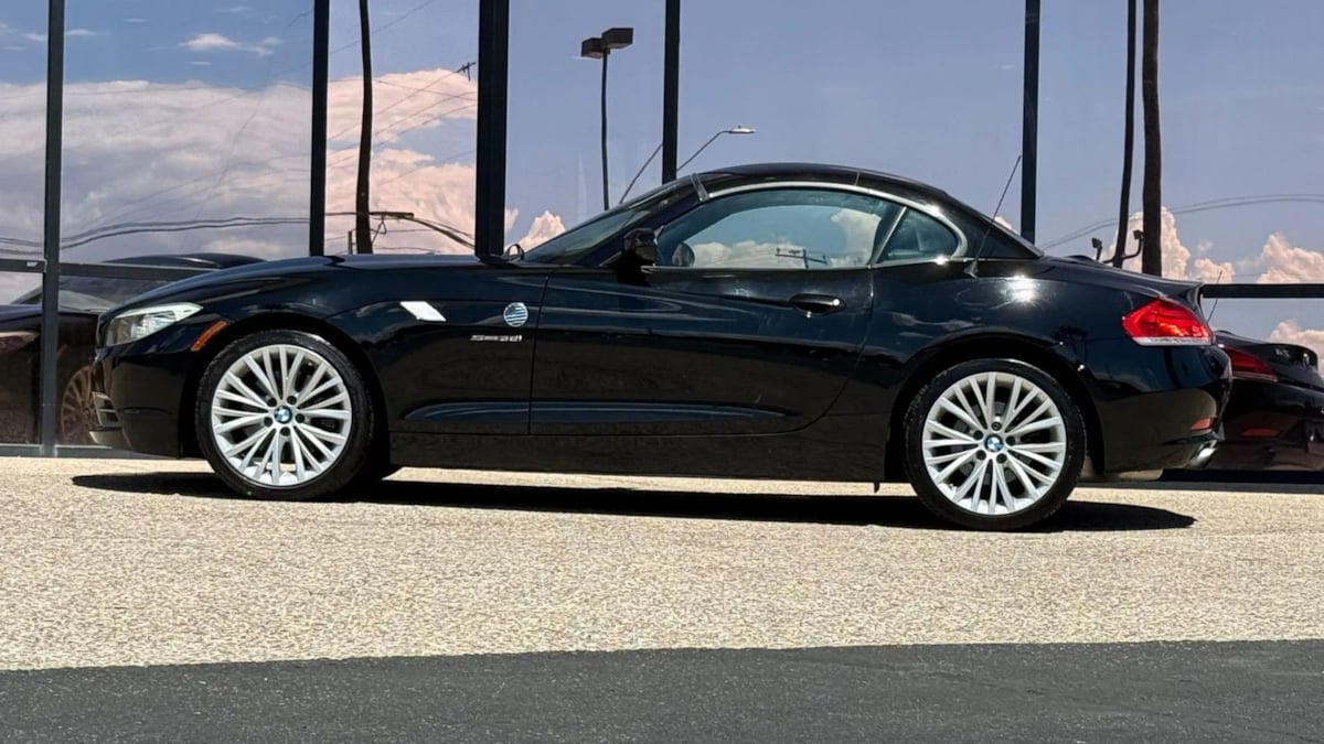 2012 BMW Z4 sDrive35i - Photo 10