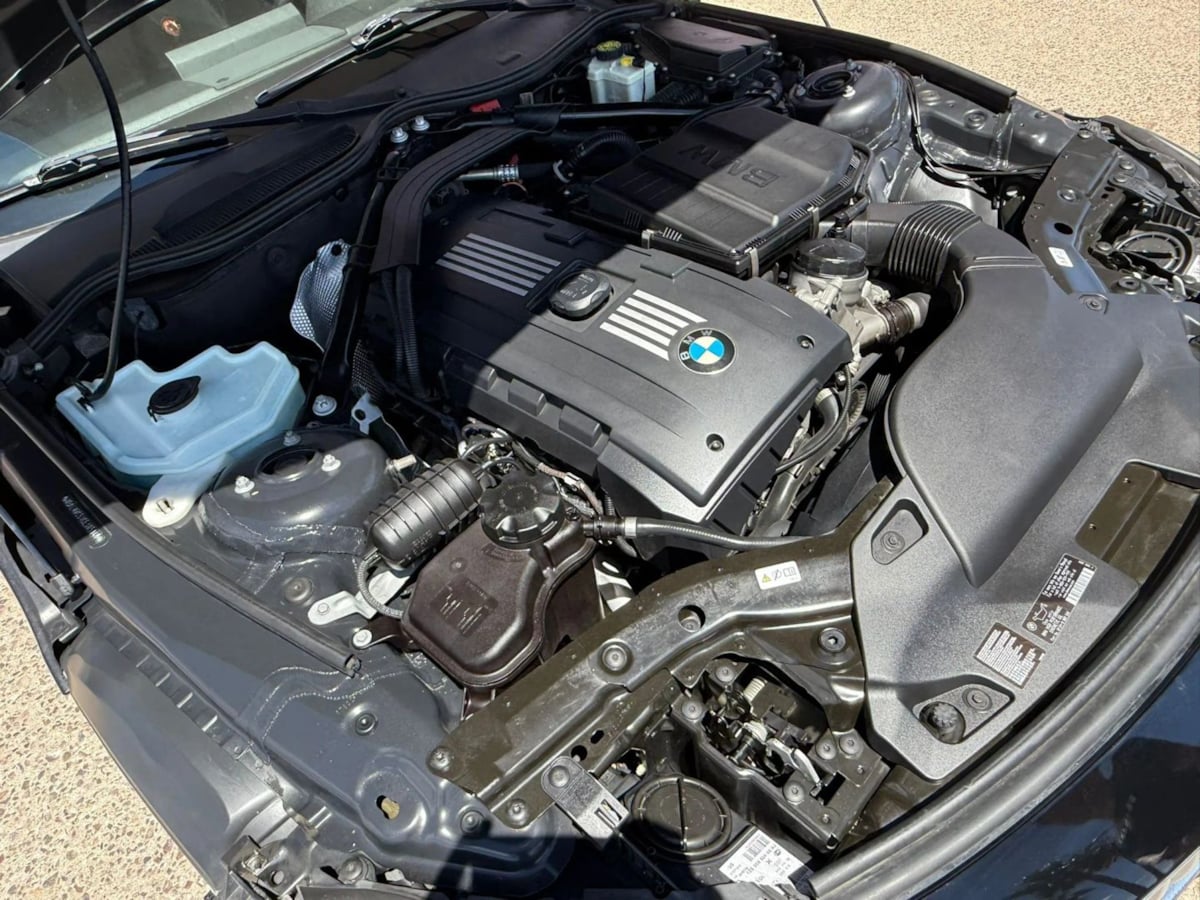 2012 BMW Z4 sDrive35i - Photo 32