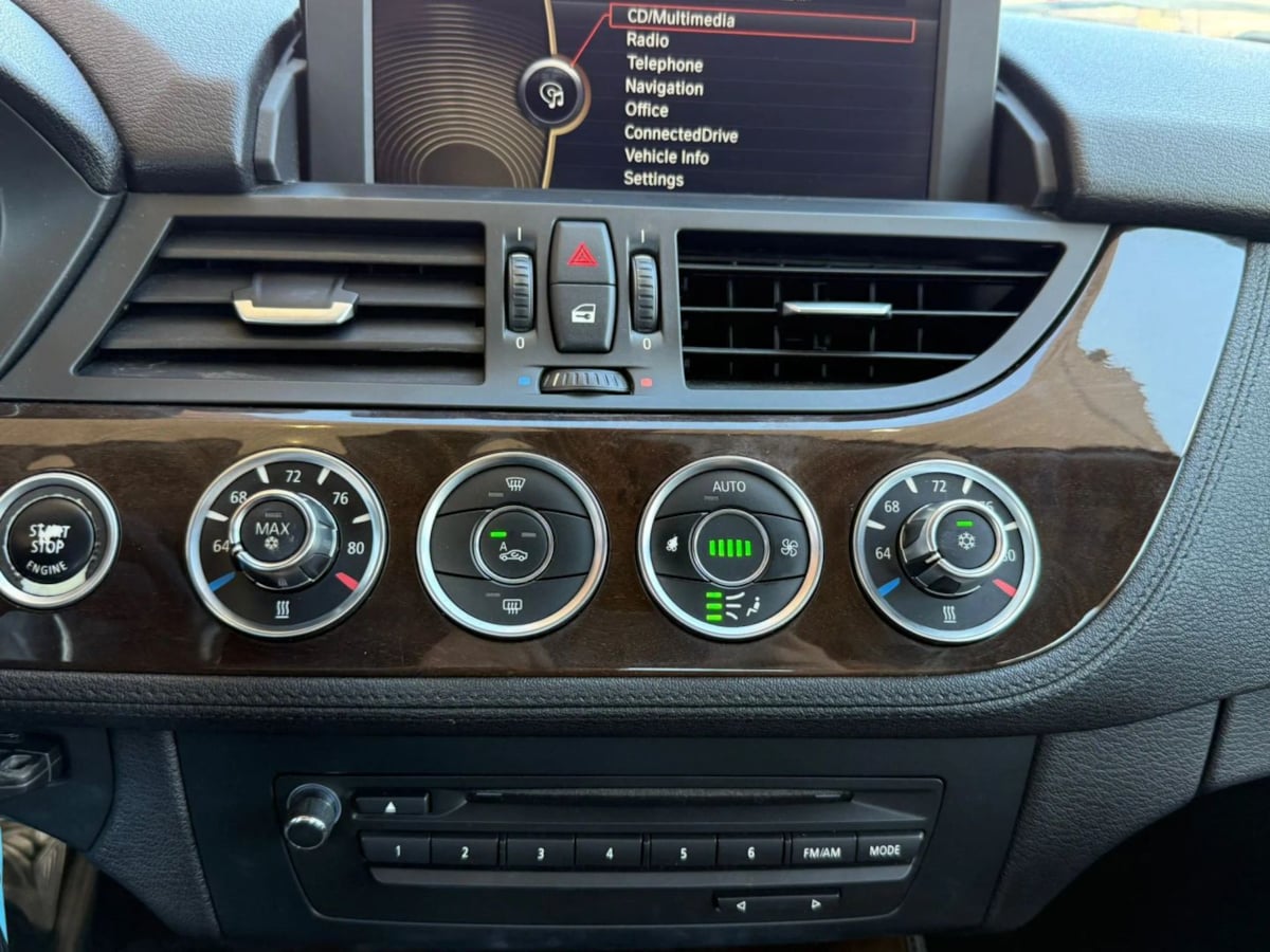 2012 BMW Z4 sDrive35i - Photo 45