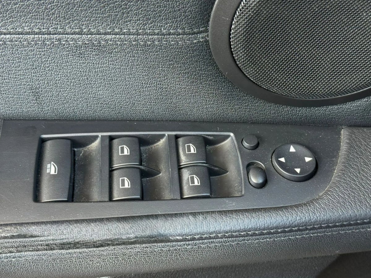 2012 BMW Z4 sDrive35i - Photo 55