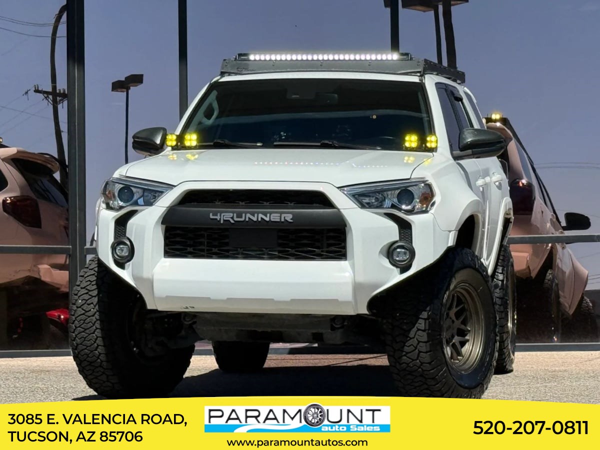 2023 Toyota 4Runner SR5 Premium 4WD V6's photo
