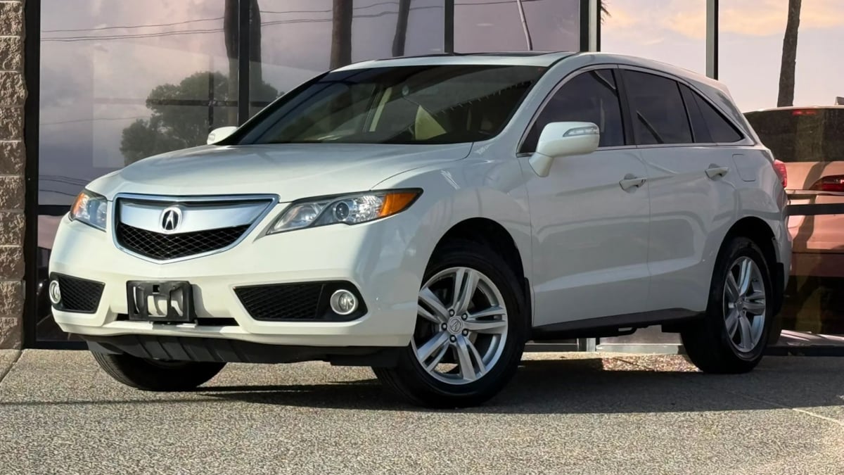 Vehicle Image 2
