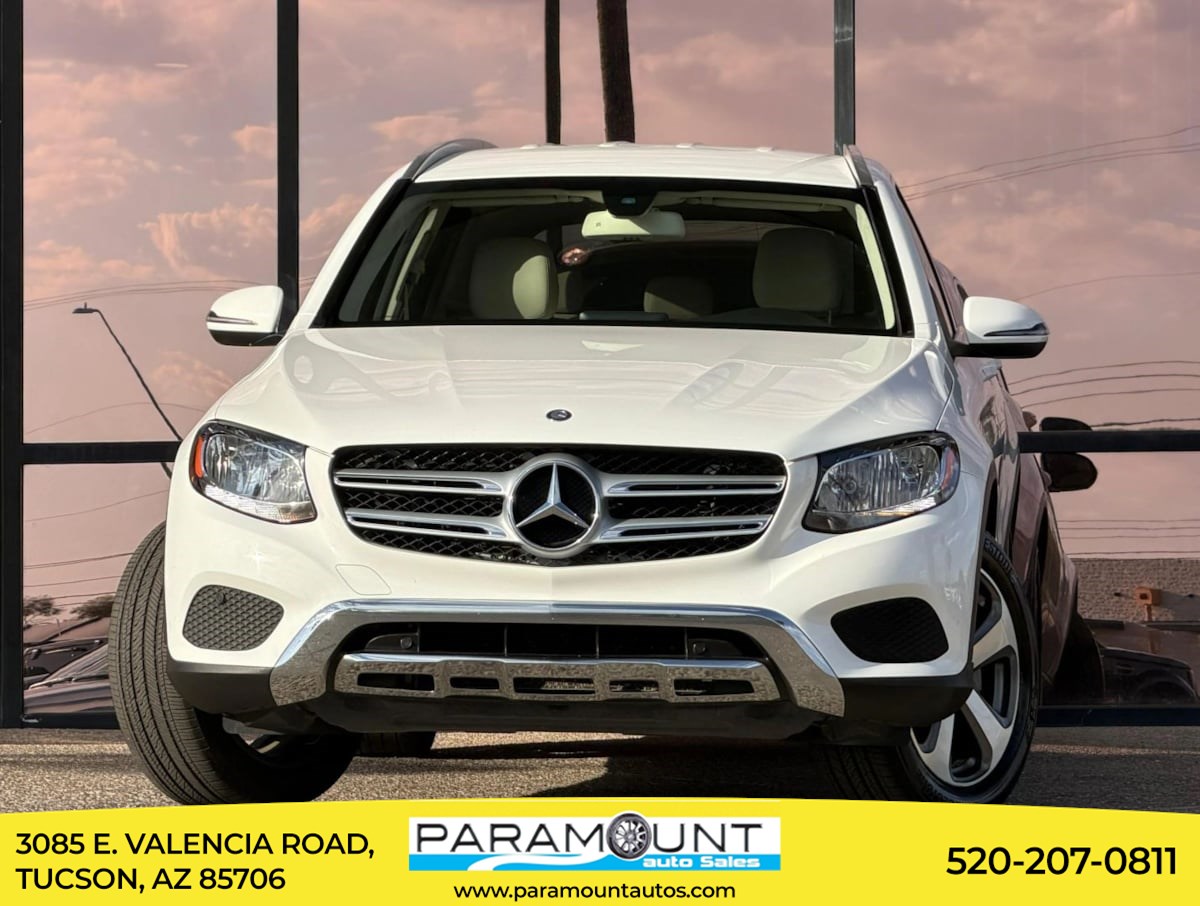 2017 Mercedes-Benz GLC GLC300's photo