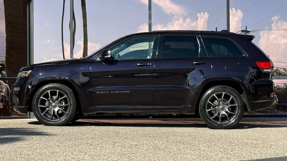Photo 5 of this Jeep Grand Cherokee