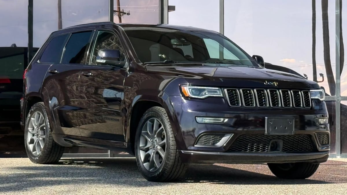 Photo 17 of this Jeep Grand Cherokee