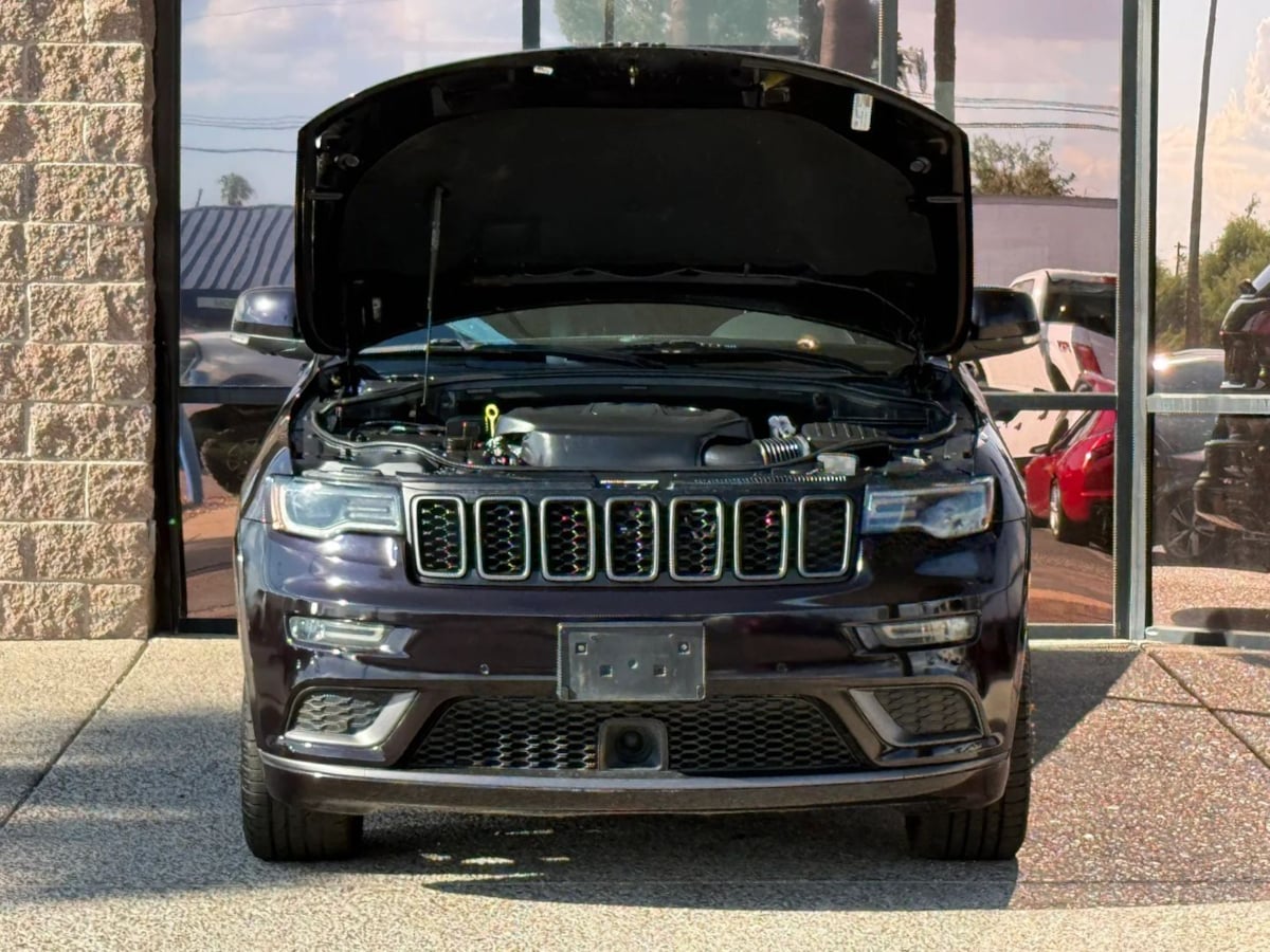 Photo 21 of this Jeep Grand Cherokee