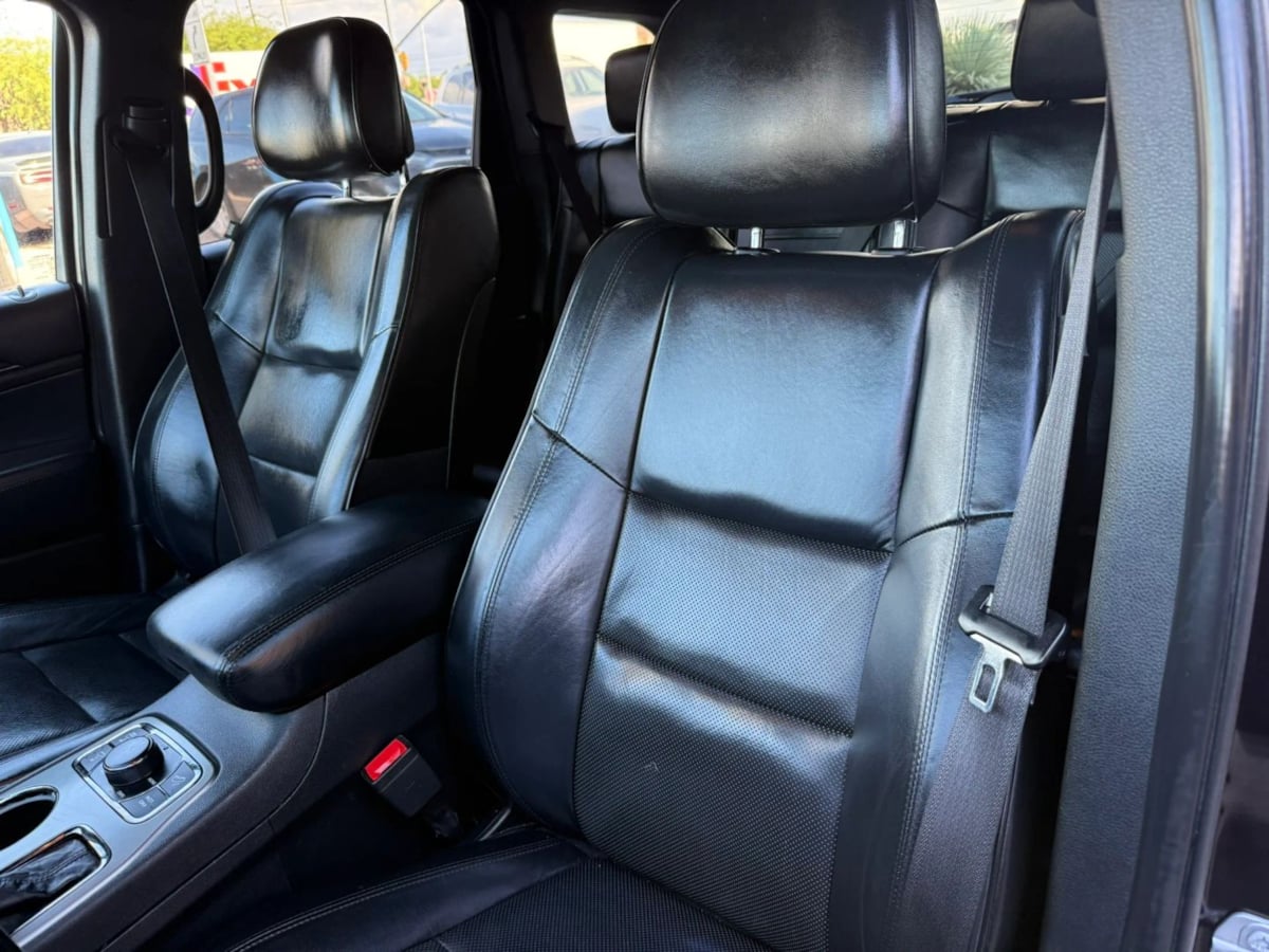 Photo 41 of this Jeep Grand Cherokee