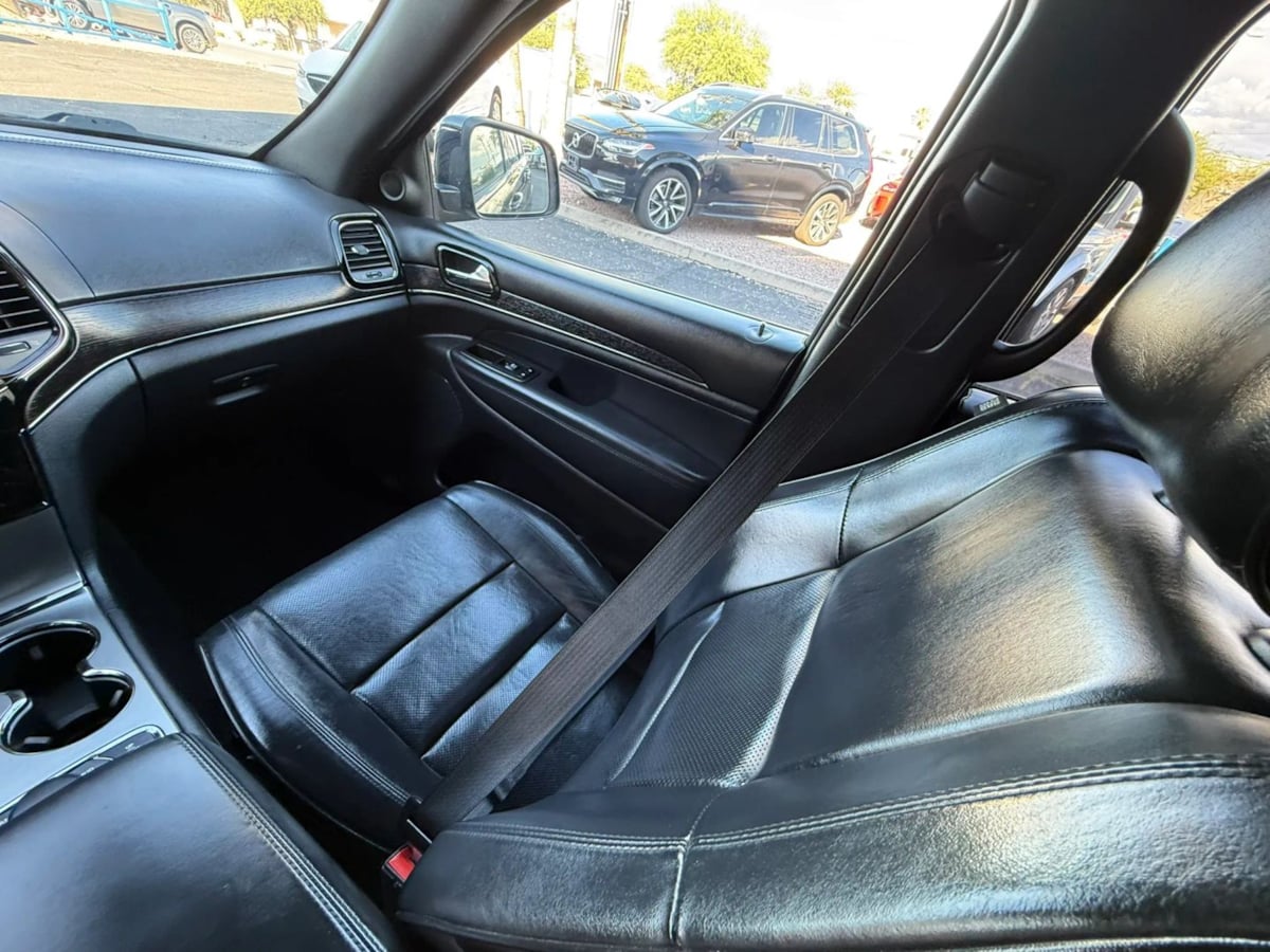 Photo 47 of this Jeep Grand Cherokee