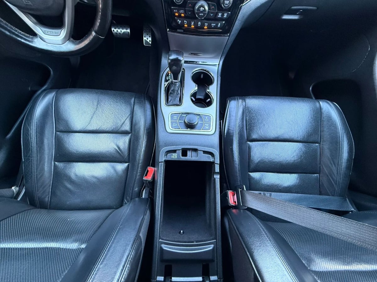 Photo 49 of this Jeep Grand Cherokee