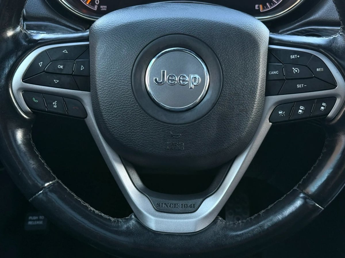 Photo 55 of this Jeep Grand Cherokee
