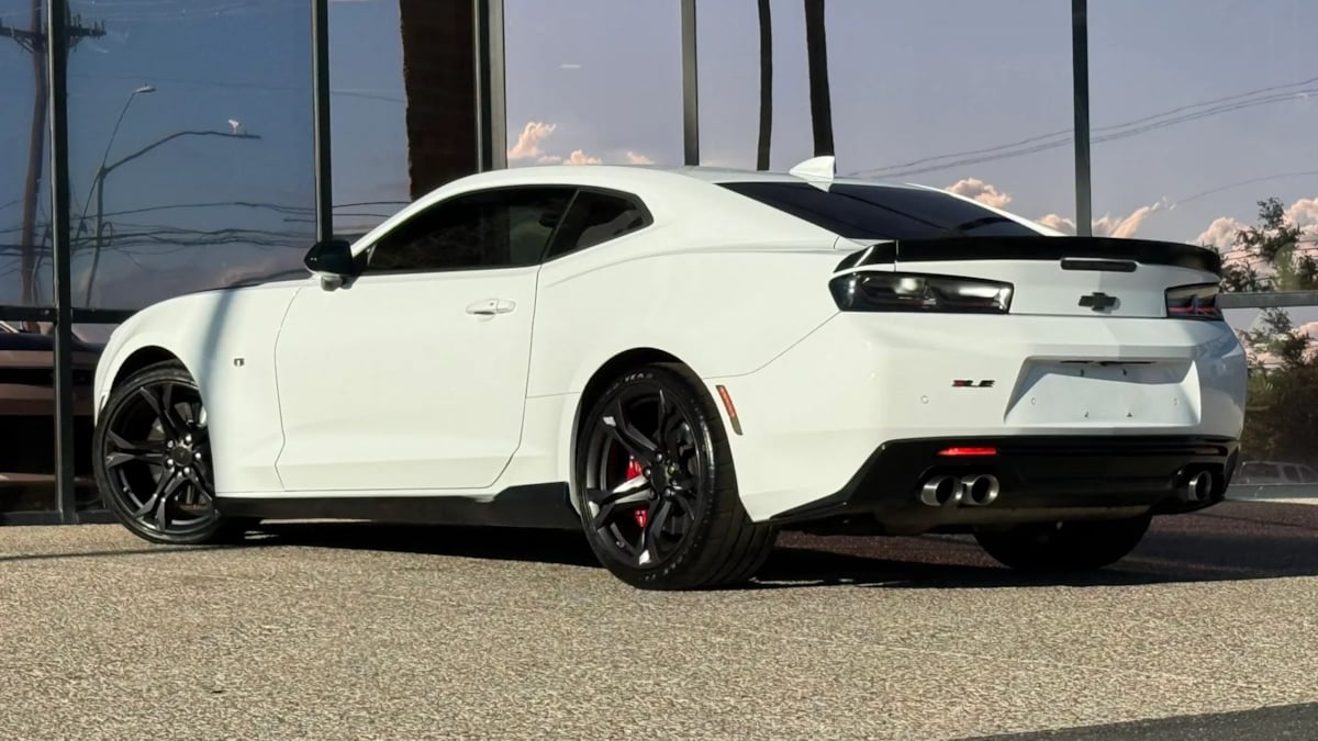 Photo 7 of this Chevrolet Camaro