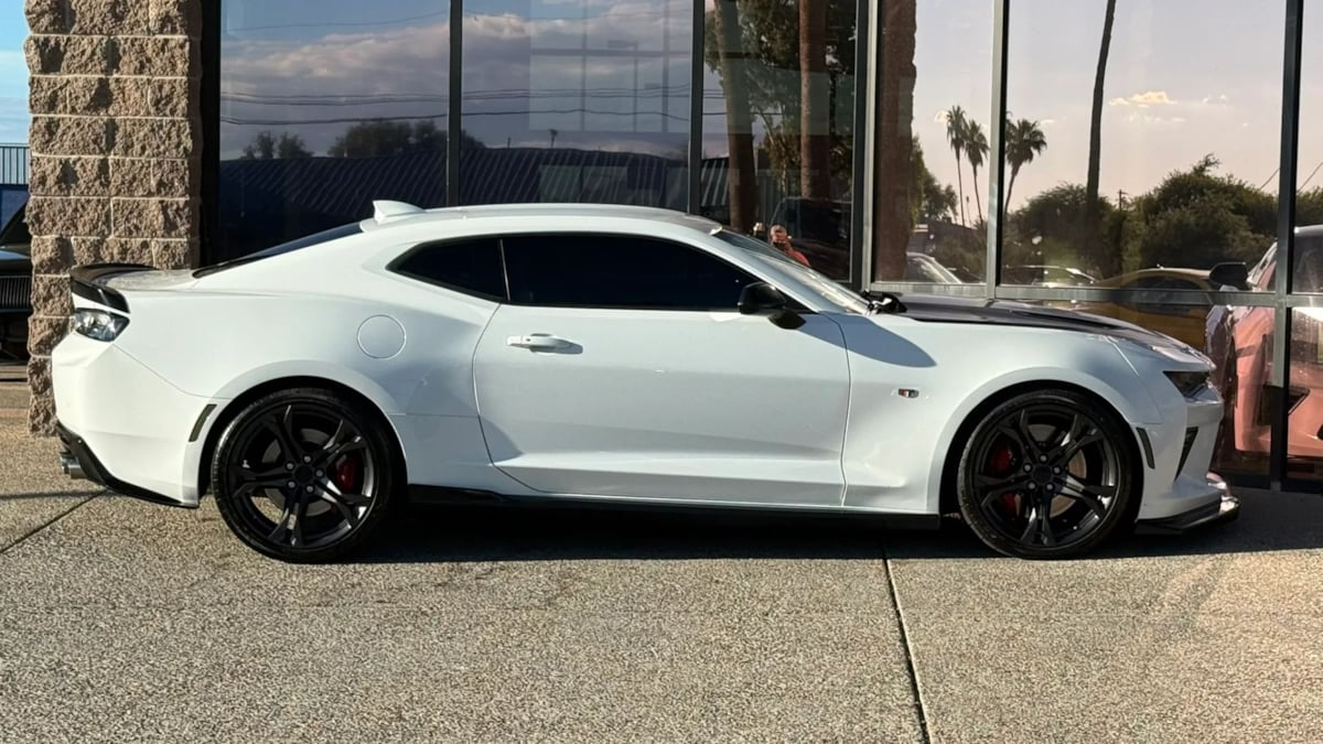 Photo 14 of this Chevrolet Camaro