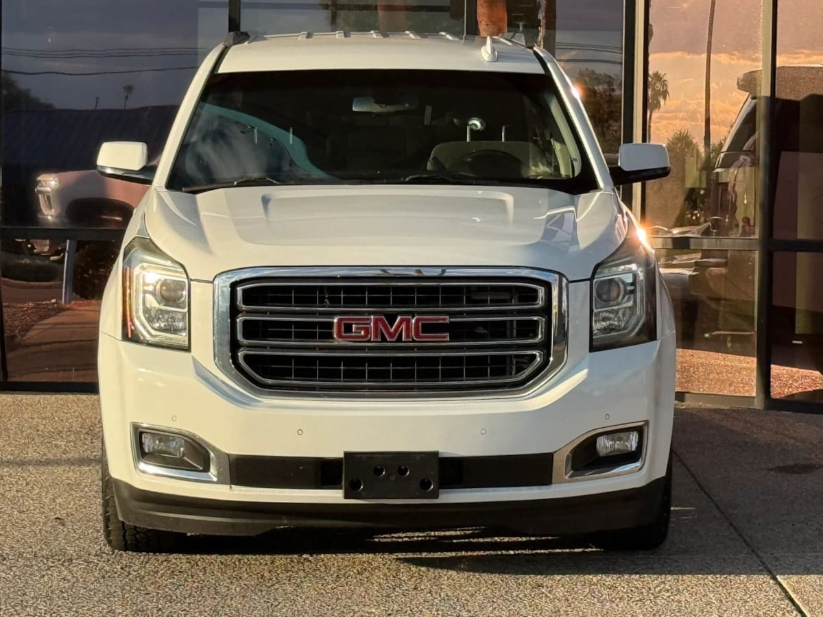 Photo 19 of this GMC Yukon