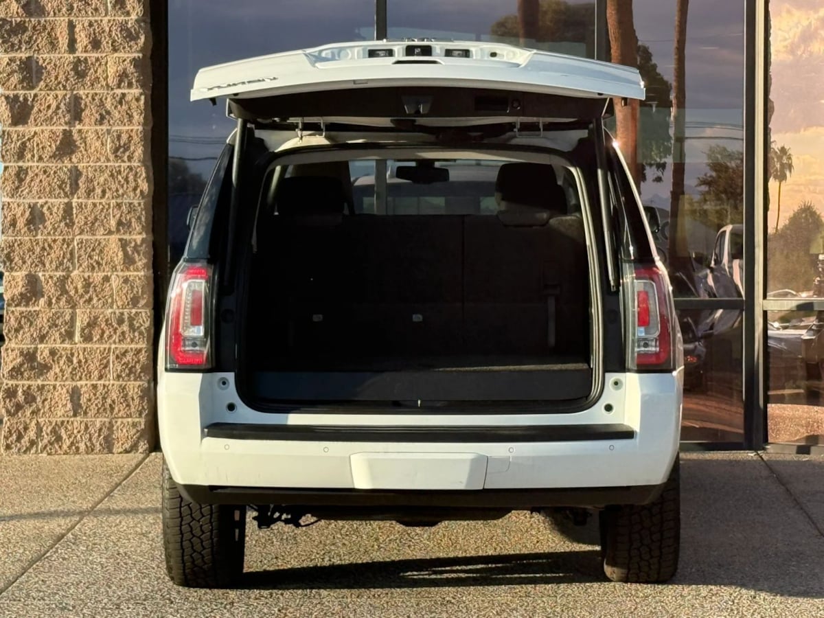 Photo 30 of this GMC Yukon