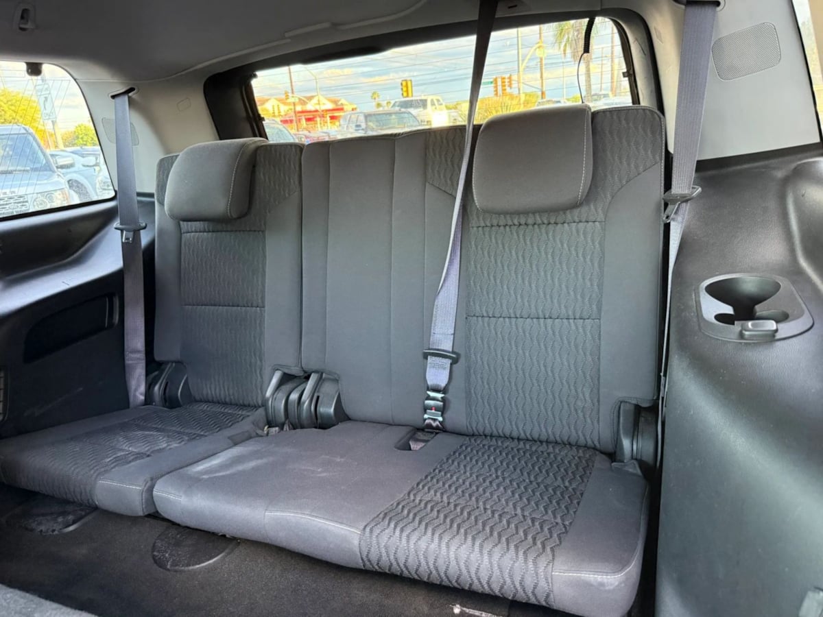 Photo 45 of this GMC Yukon