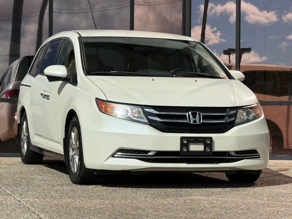 Photo 18 of this Honda Odyssey