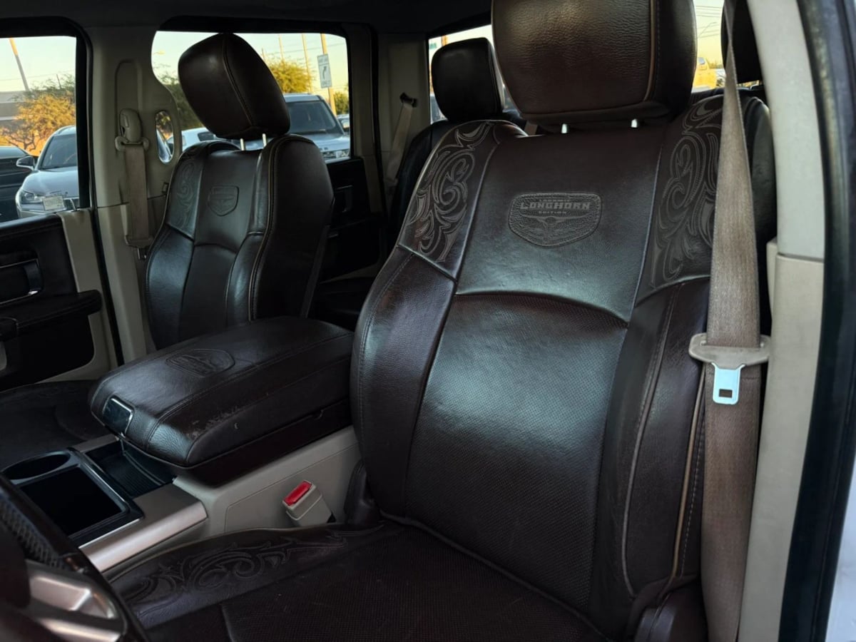 Photo 40 of this Ram 1500
