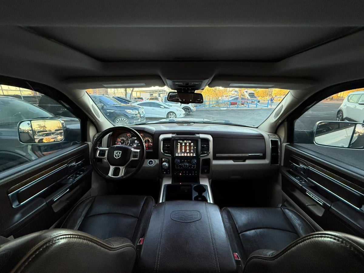 Photo 44 of this Ram 1500