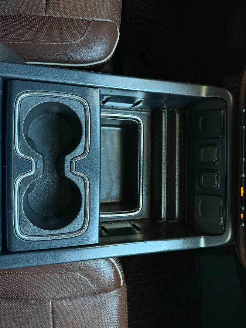 Photo 49 of this Chevrolet Silverado 1500