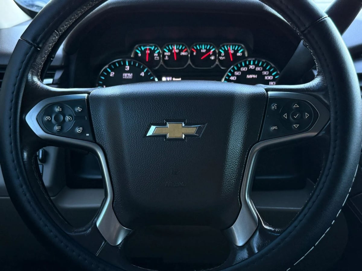 Photo 57 of this Chevrolet Tahoe