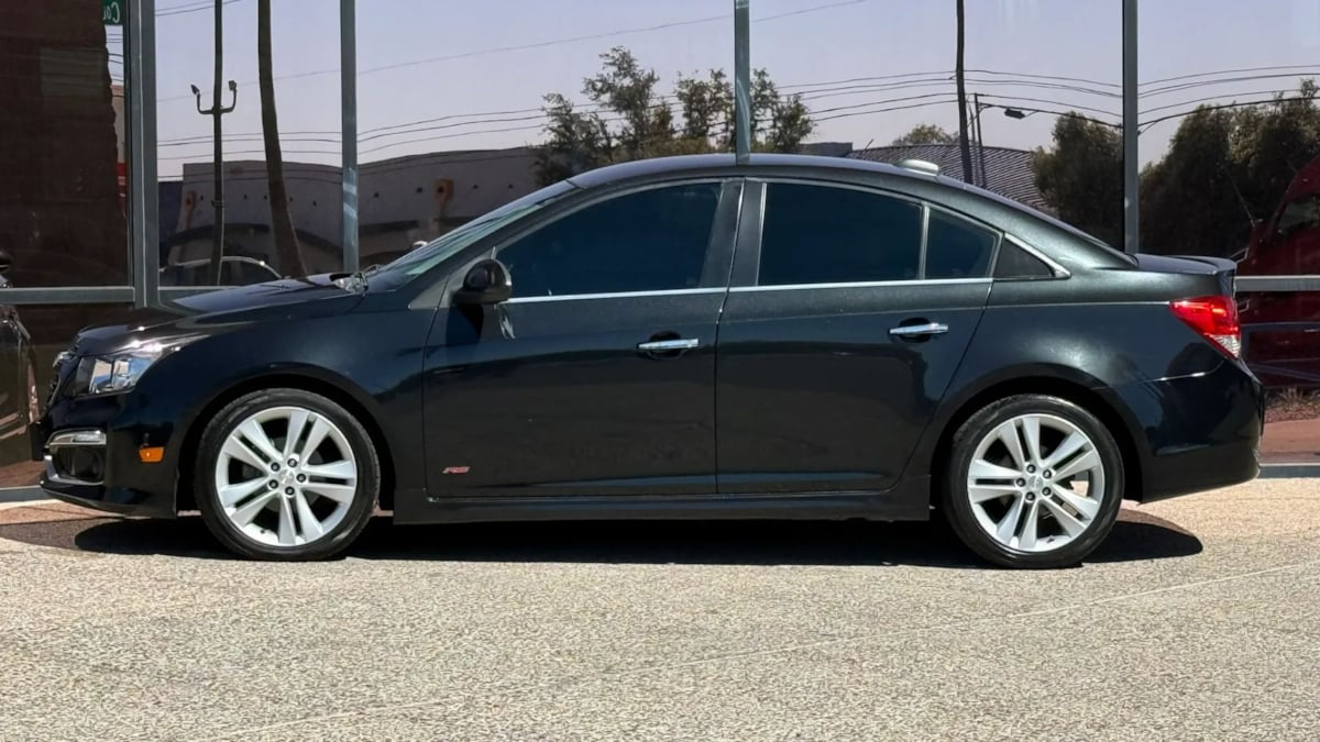 Photo 4 of this Chevrolet Cruze Limited