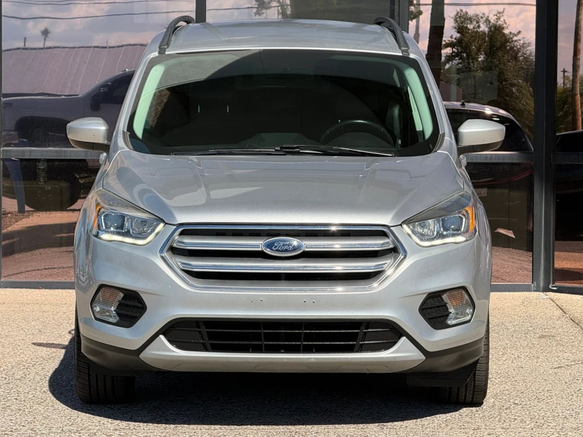 Photo 19 of this Ford Escape