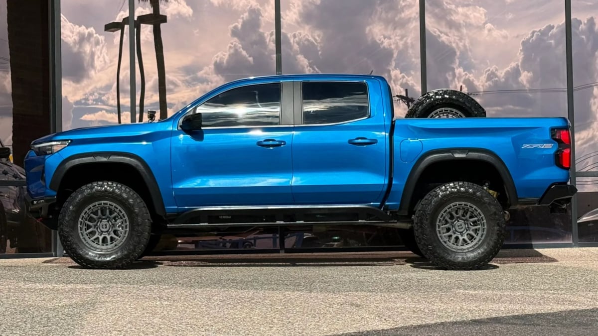 Photo 5 of this Chevrolet Colorado