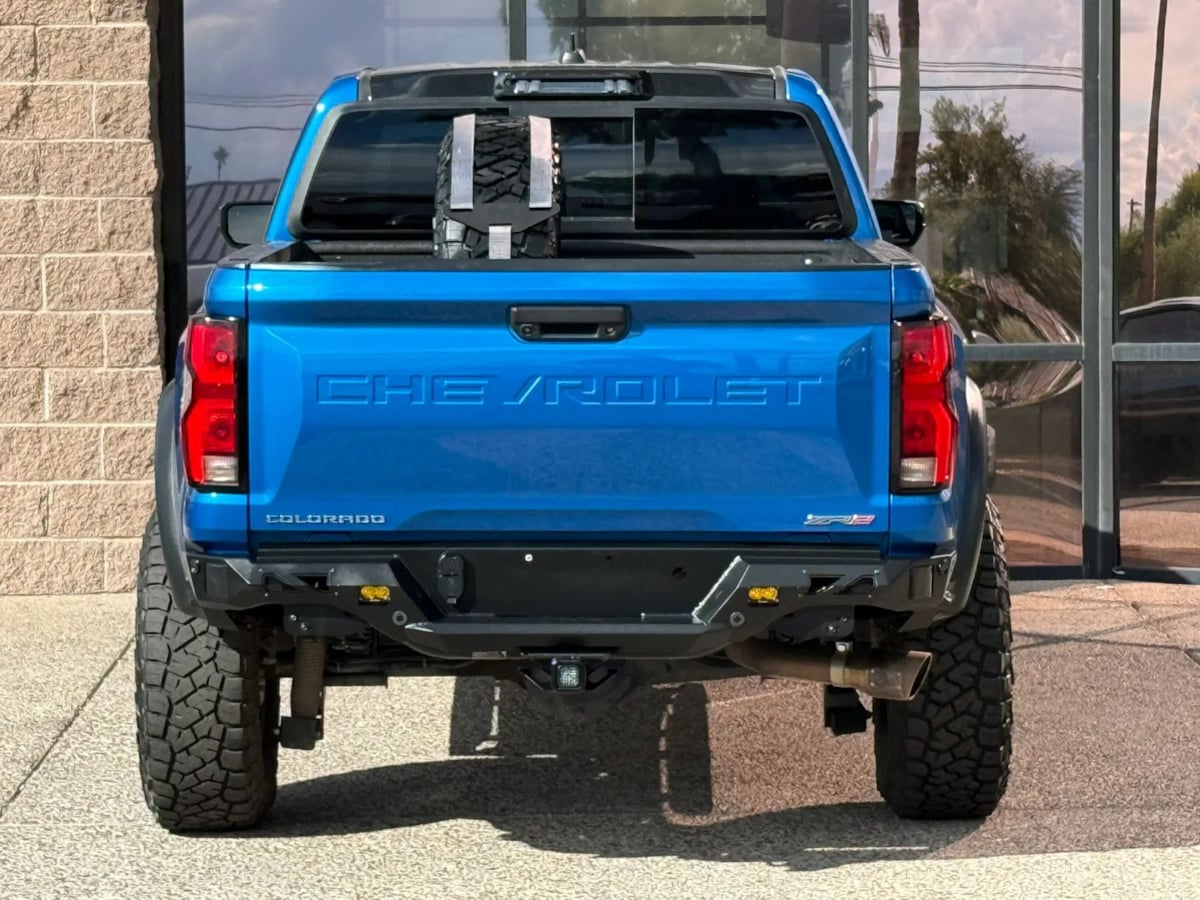 Photo 9 of this Chevrolet Colorado