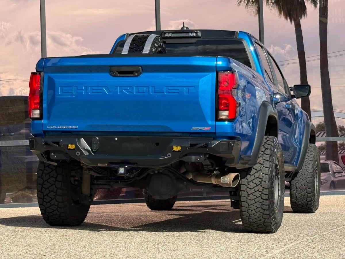 Photo 11 of this Chevrolet Colorado