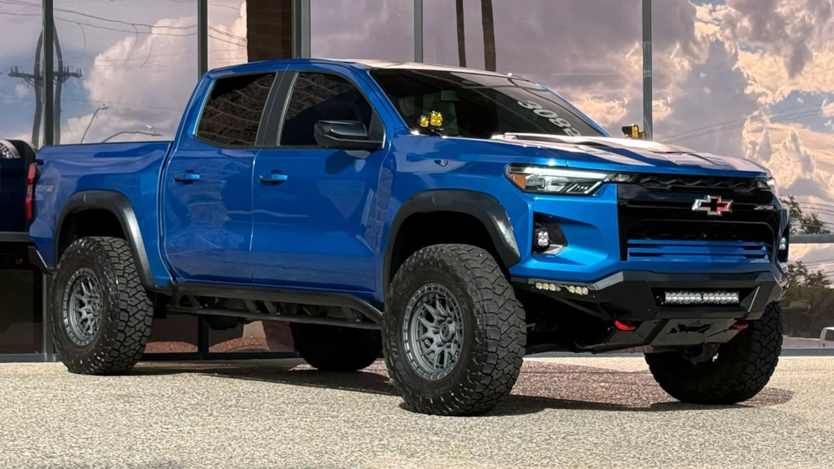 Photo 17 of this Chevrolet Colorado