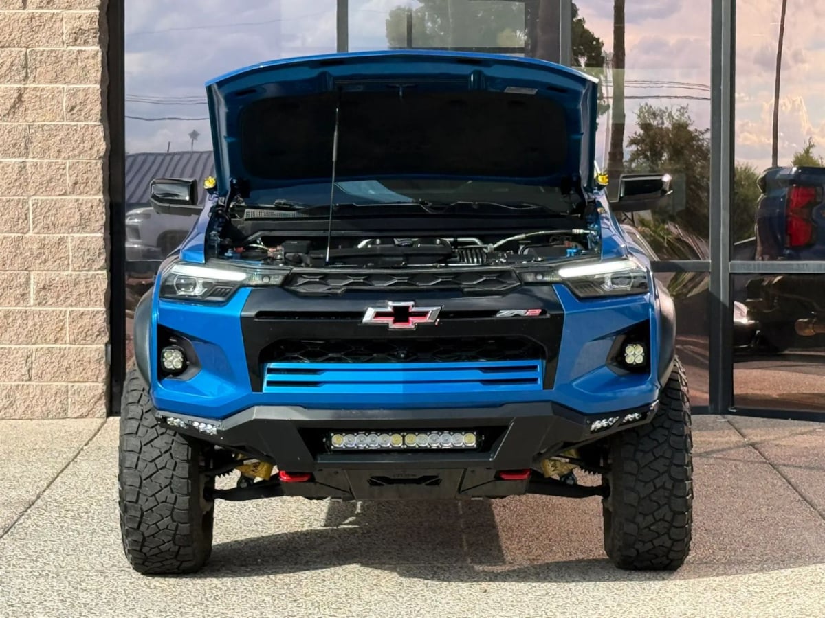 Photo 21 of this Chevrolet Colorado