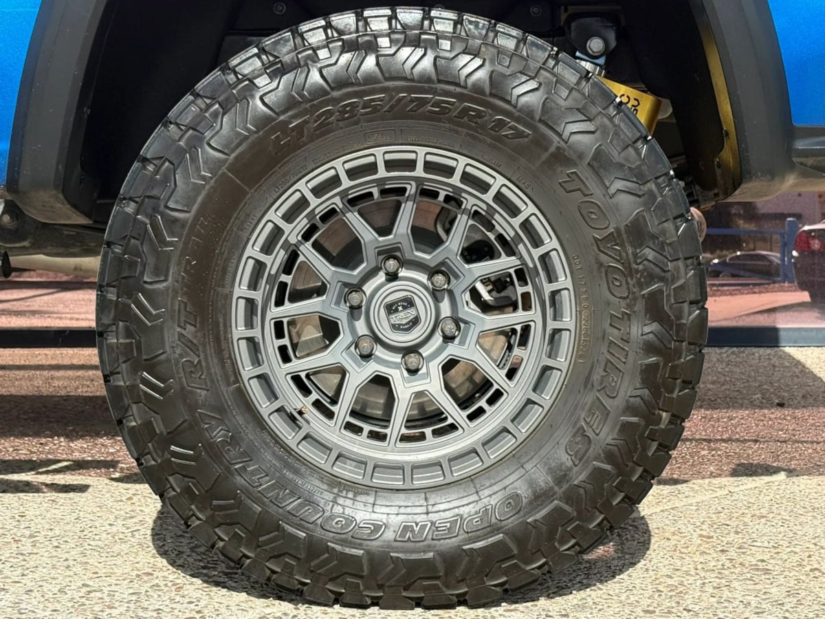 Photo 28 of this Chevrolet Colorado