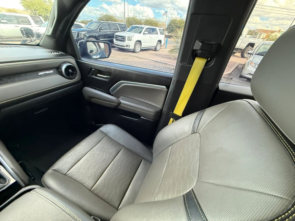 Photo 51 of this Chevrolet Colorado
