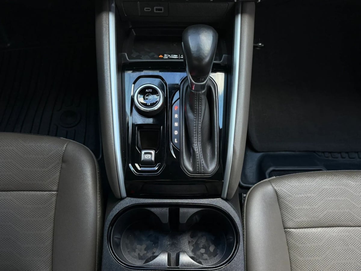 Photo 55 of this Chevrolet Colorado