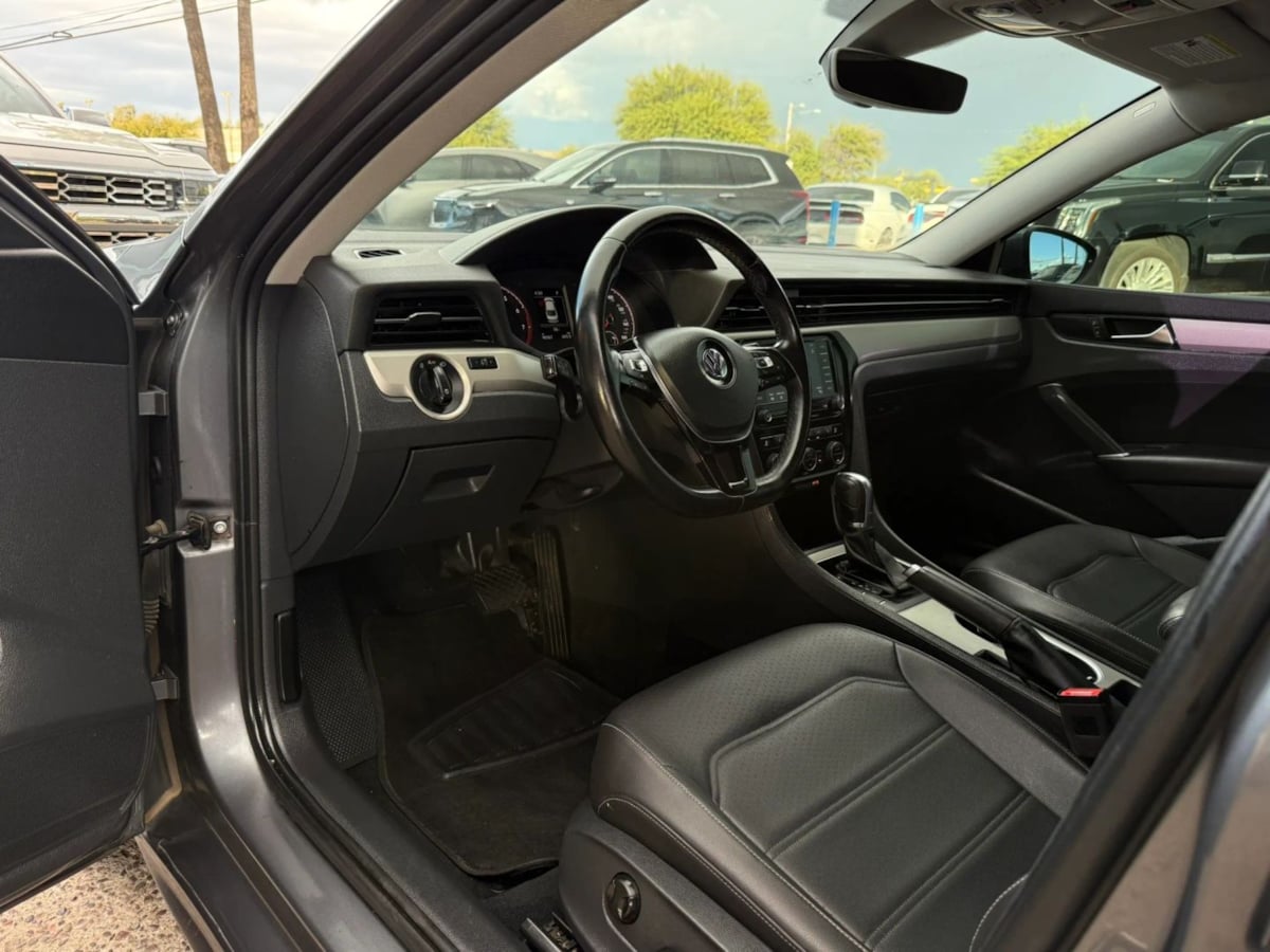 Photo 39 of this Volkswagen Passat