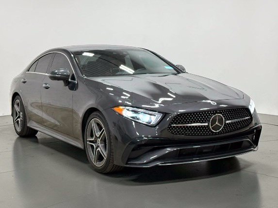 Photo 7 of this Mercedes-Benz CLS 450