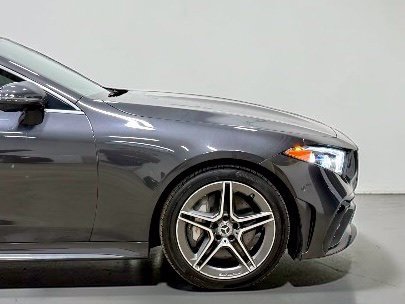 Photo 16 of this Mercedes-Benz CLS 450