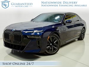 View 2023 BMW i7 