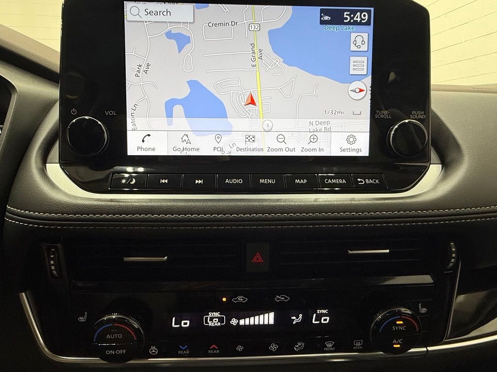 Photo 29 of this Nissan Rogue