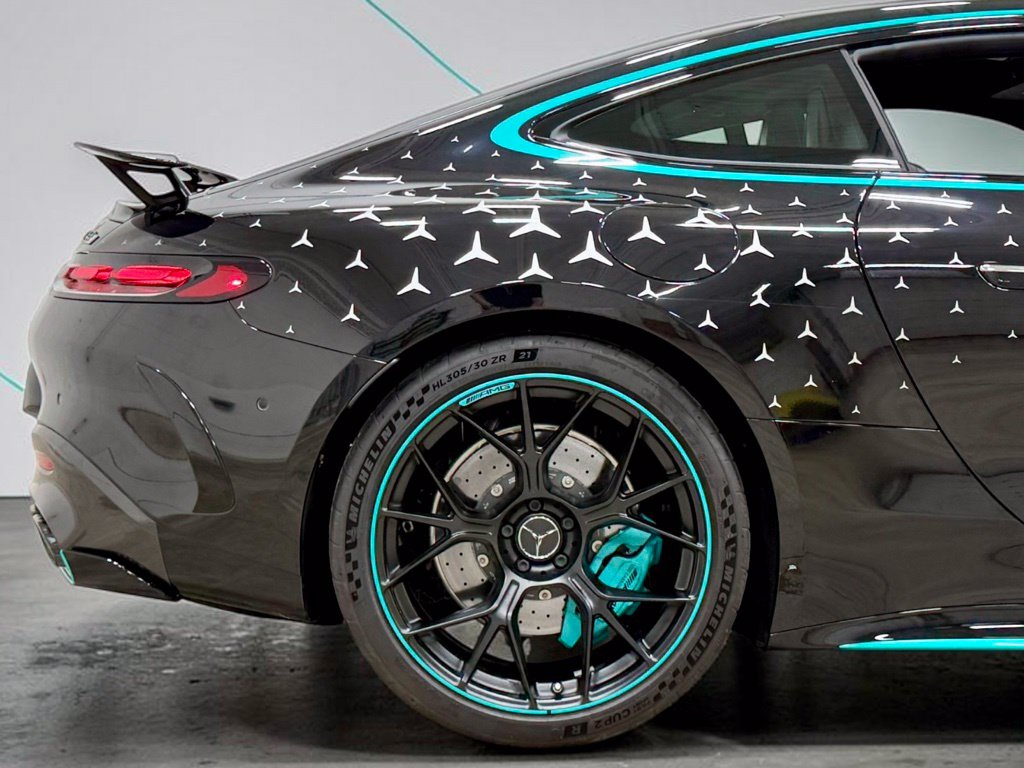 Photo 13 of this Mercedes-Benz AMG GT 63 Pro
