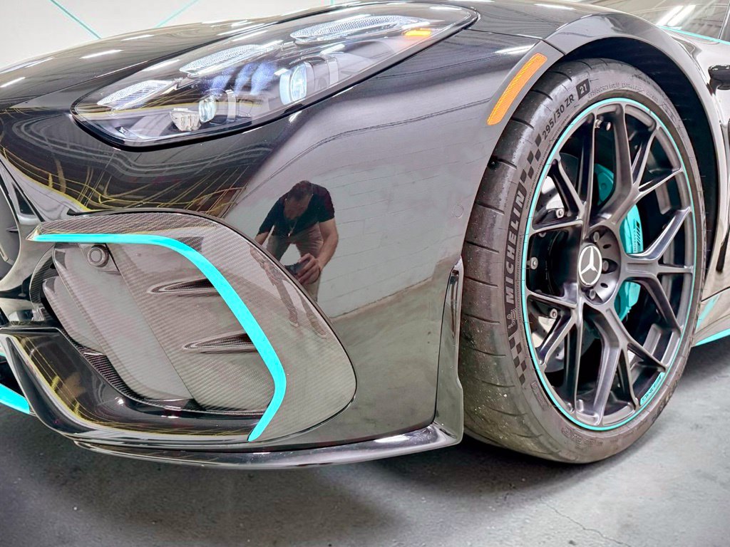 Photo 16 of this Mercedes-Benz AMG GT 63 Pro