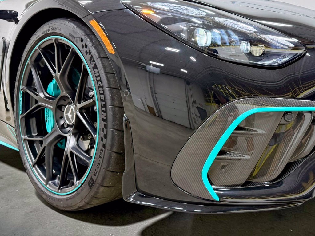 Photo 17 of this Mercedes-Benz AMG GT 63 Pro