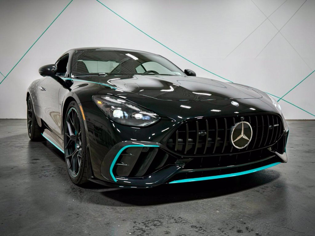 Photo 33 of this Mercedes-Benz AMG GT 63 Pro