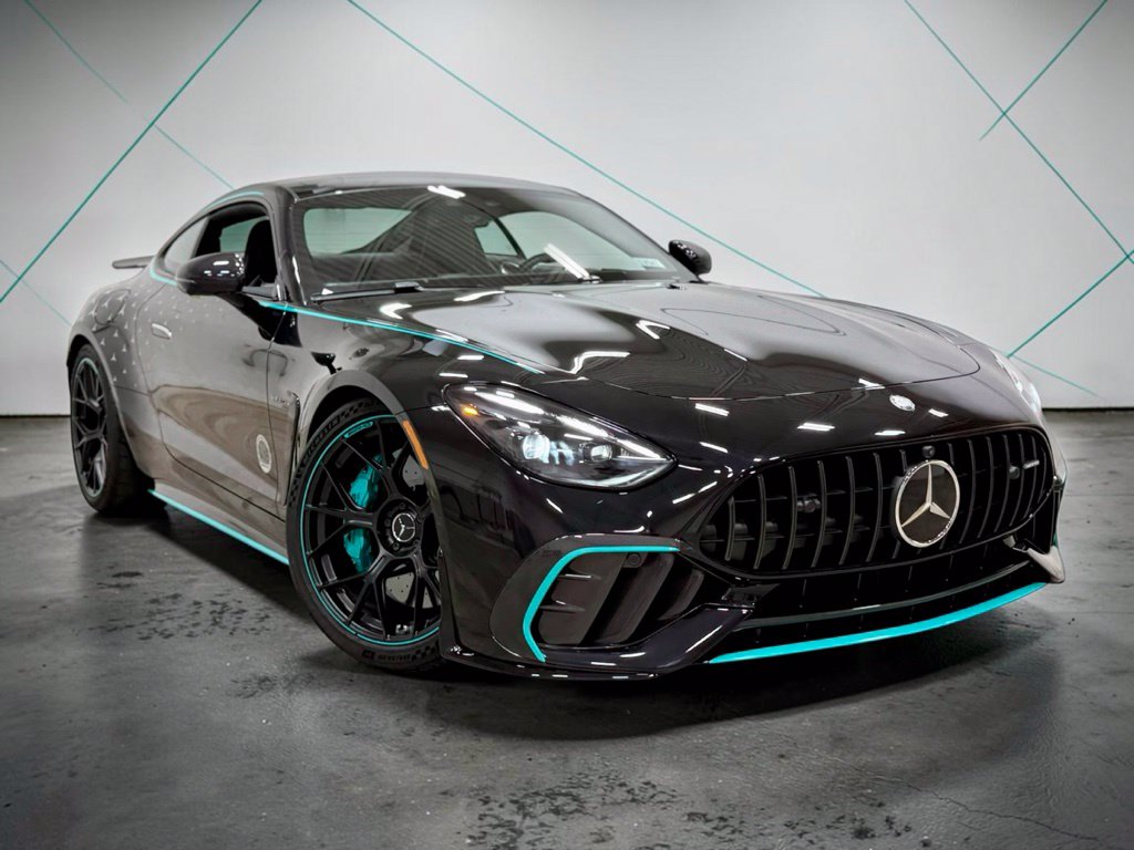 Photo 36 of this Mercedes-Benz AMG GT 63 Pro