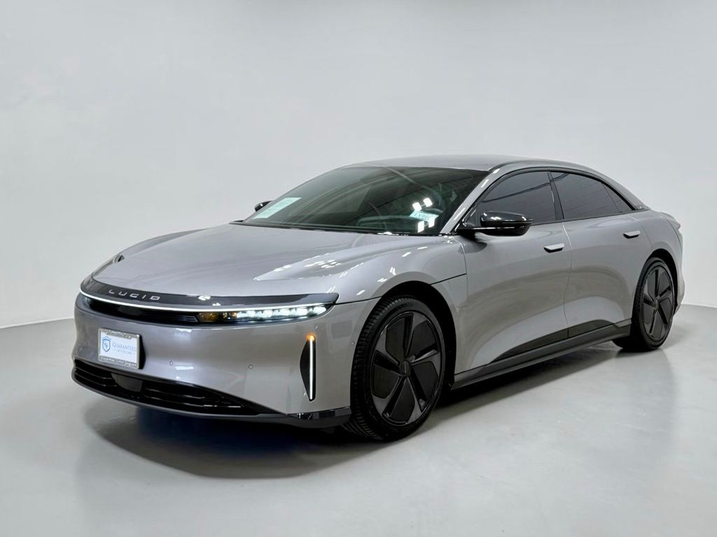 Photo 4 of this Lucid Air