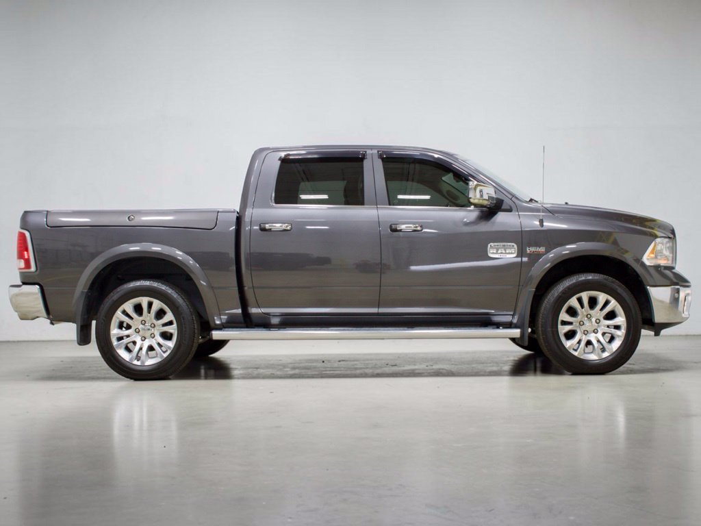 Photo 10 of this Ram 1500