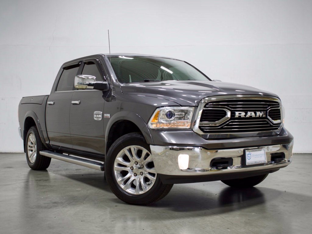 Photo 19 of this Ram 1500