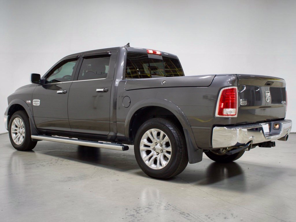 Photo 33 of this Ram 1500