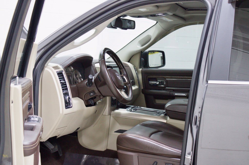 Photo 36 of this Ram 1500