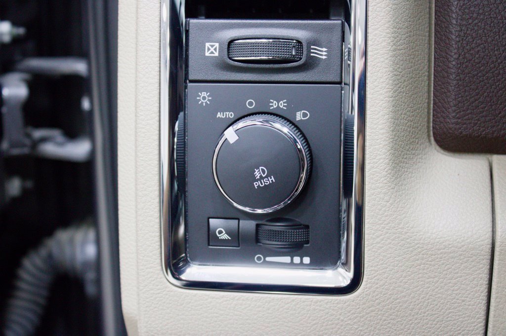 Photo 38 of this Ram 1500